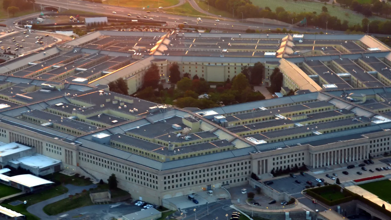 Pentagon Faces Internal Divisions Over New Defense Strategy, With Concerns Raised About Geopolitical Misalignment and Military Frustration