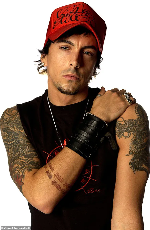 Celebrated Welsh Rock Star's Fall from Grace: Digital Evidence Unveils Serious Child Abuse Charges in 2012 Drug Search Case