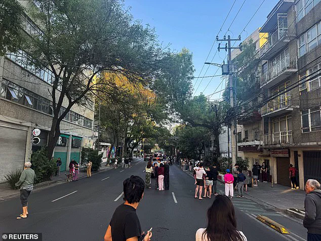 Urgent Update: Powerful 6.5 Magnitude Earthquake Shakes Mexico Near Acapulco, Disrupts President's Press Briefing