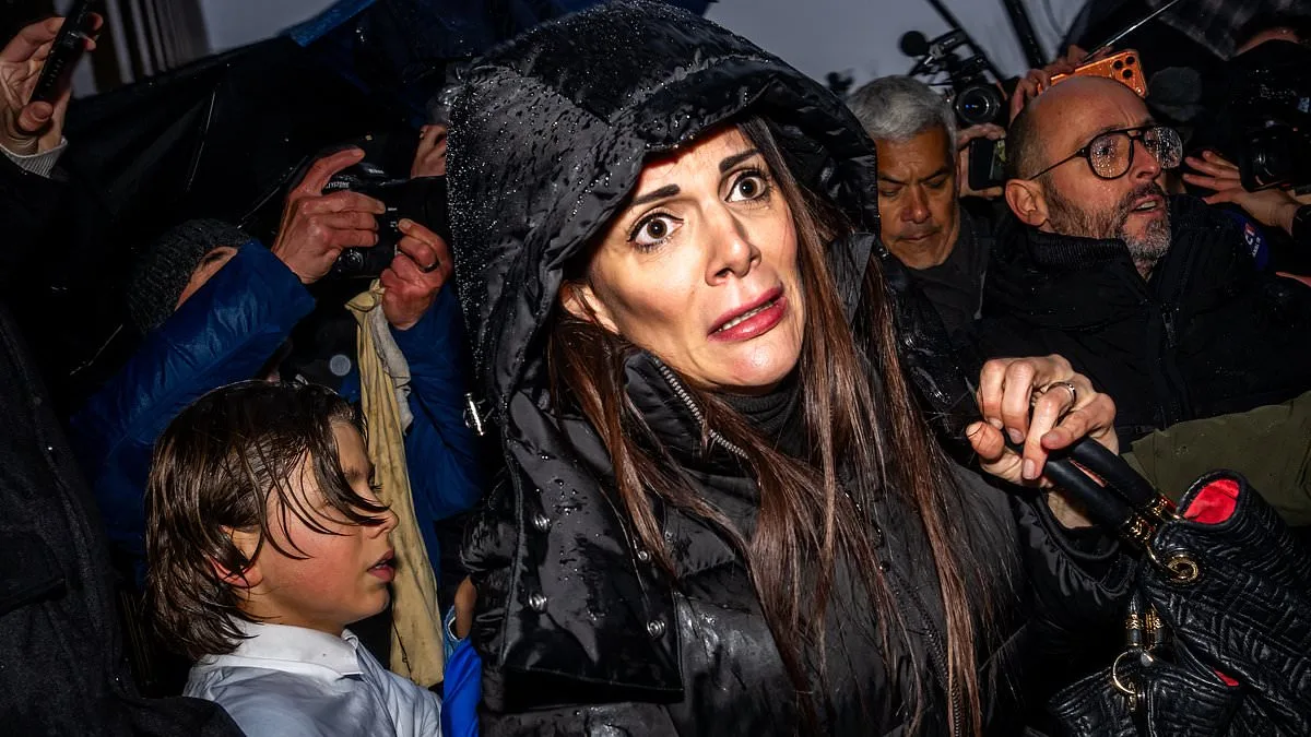 Nightclub Owners Confronted by Grieving Families in Legal Battle Over Deadly Fire