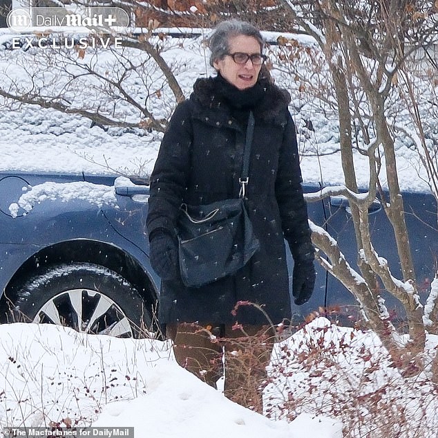 Lisa Bessette: Sole Survivor of 1999 Plane Crash Makes Rare Public Appearance After 28 Years