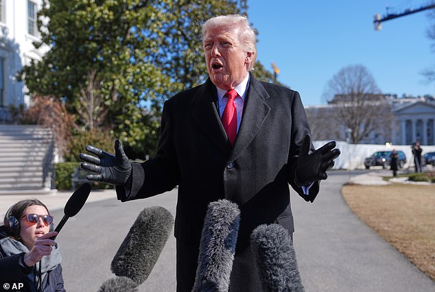 Trump Accuses Pima County Sheriff of Sidelining FBI in Guthrie Disappearance Case