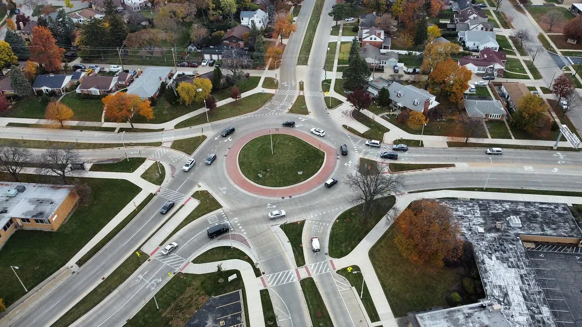 Chicago Expands Roundabouts to Enhance Safety and Traffic Flow