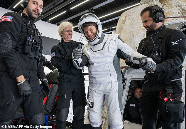 Unexpected Turn in Kansas Divorce Case: Woman Sentenced to Prison for Falsely Accusing Astronaut of Bank Hack During Custody Battle