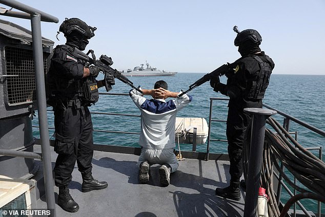 Iran and Russia Launch Joint Naval Exercises in Gulf of Oman Amid Rising Tensions Over Hormuz Closure and U.S. Carrier Deployment