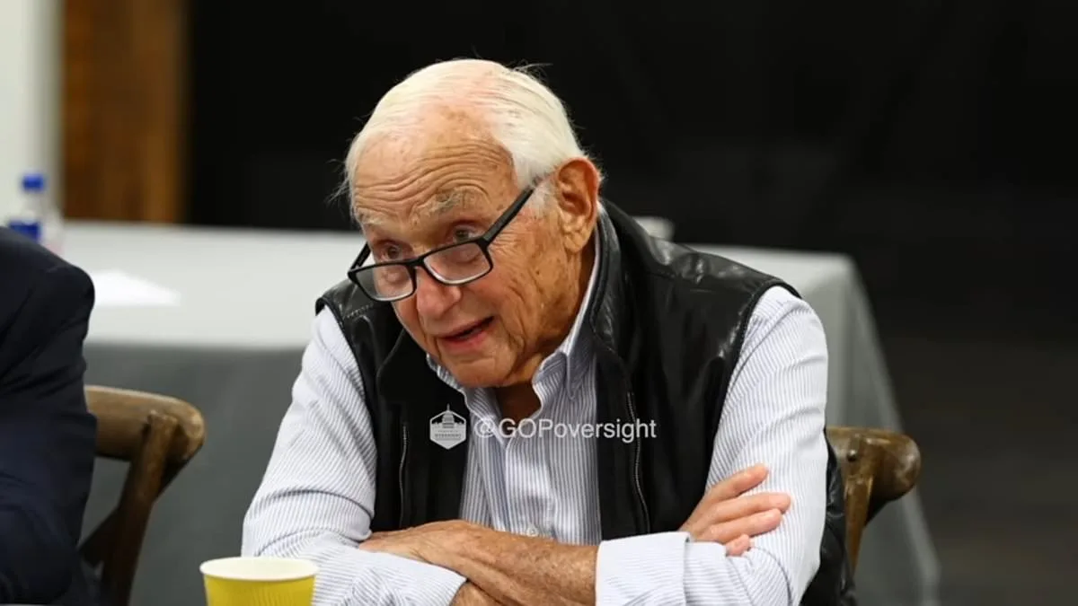 Les Wexner Denies Trump-Epstein Friendship in Oversight Committee Testimony