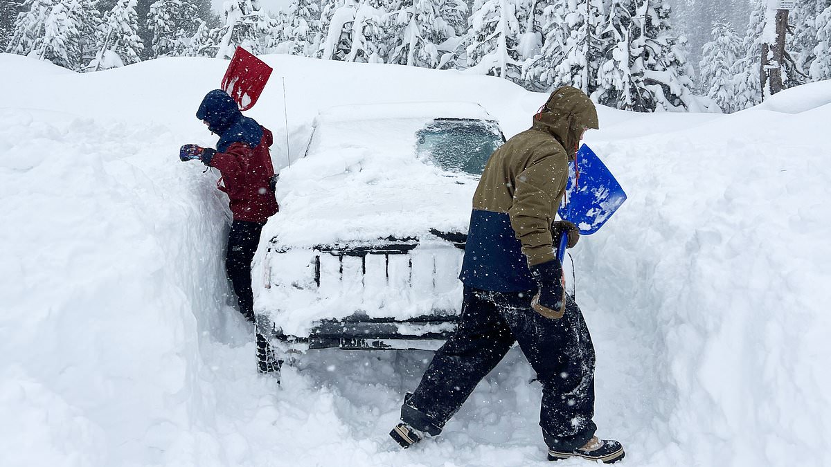 Major Winter Storm Warnings Issued for 27 States as Powerful System Advances, Threatening East Coast with Heavy Snowfall