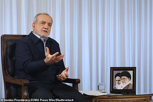 Trump Weighs Limited Strikes on Iran to Pressure Nuclear Deal