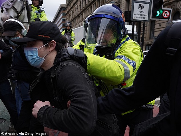 11 Arrested in Manchester After Violent Clashes Between Far-Right Protesters and Counter-Demoers