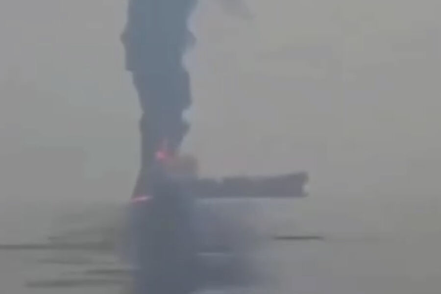 Iranian Attacks on Oil Tankers Raise Concerns Amid Strait of Hormuz Reopening