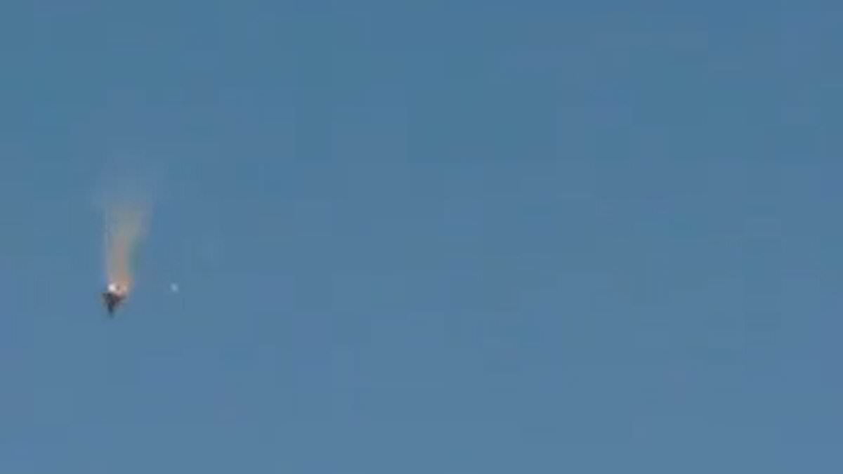 Tragic Friendly Fire Incident: Kuwaiti Jet Mistakenly Shoots Down American F-15 Amid Misidentification