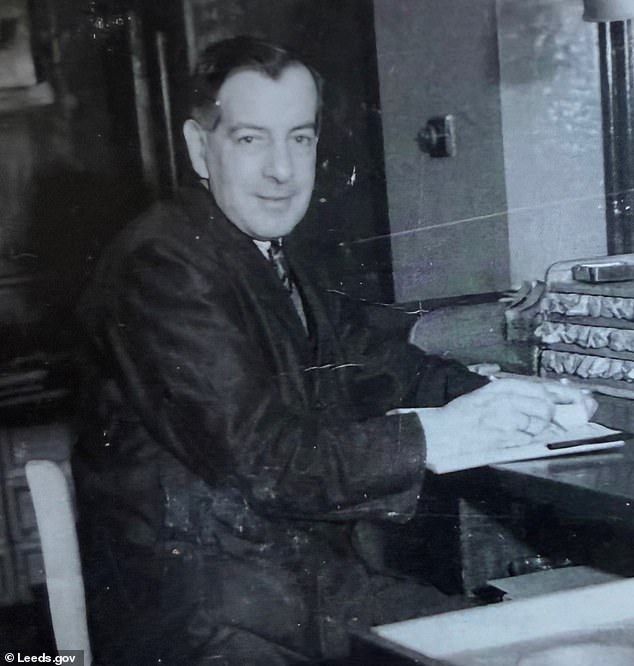 2,000-Year-Old Carthaginian Coin Unearthed in Leeds Offers Glimpse into Ancient World