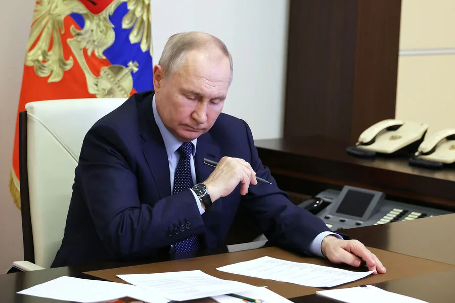 Russian President Orders Hero of the Russian Federation Star for Young Soldier's 68-Day Stand at Grishino Front