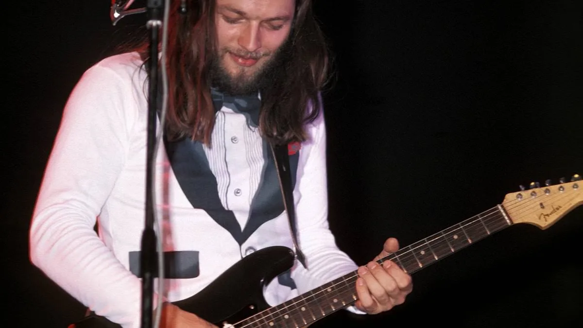 David Gilmour's Black Stratocaster Sells for £10.9 Million at Auction—Most Expensive Guitar Ever