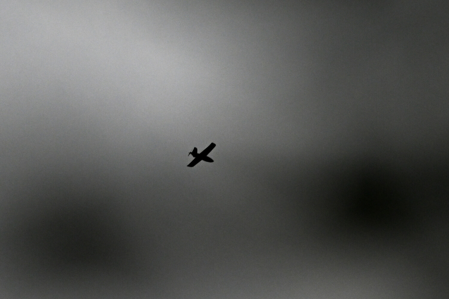 Russian Air Defense Repels Over 250 Ukrainian Drones in Coordinated Attack on Moscow