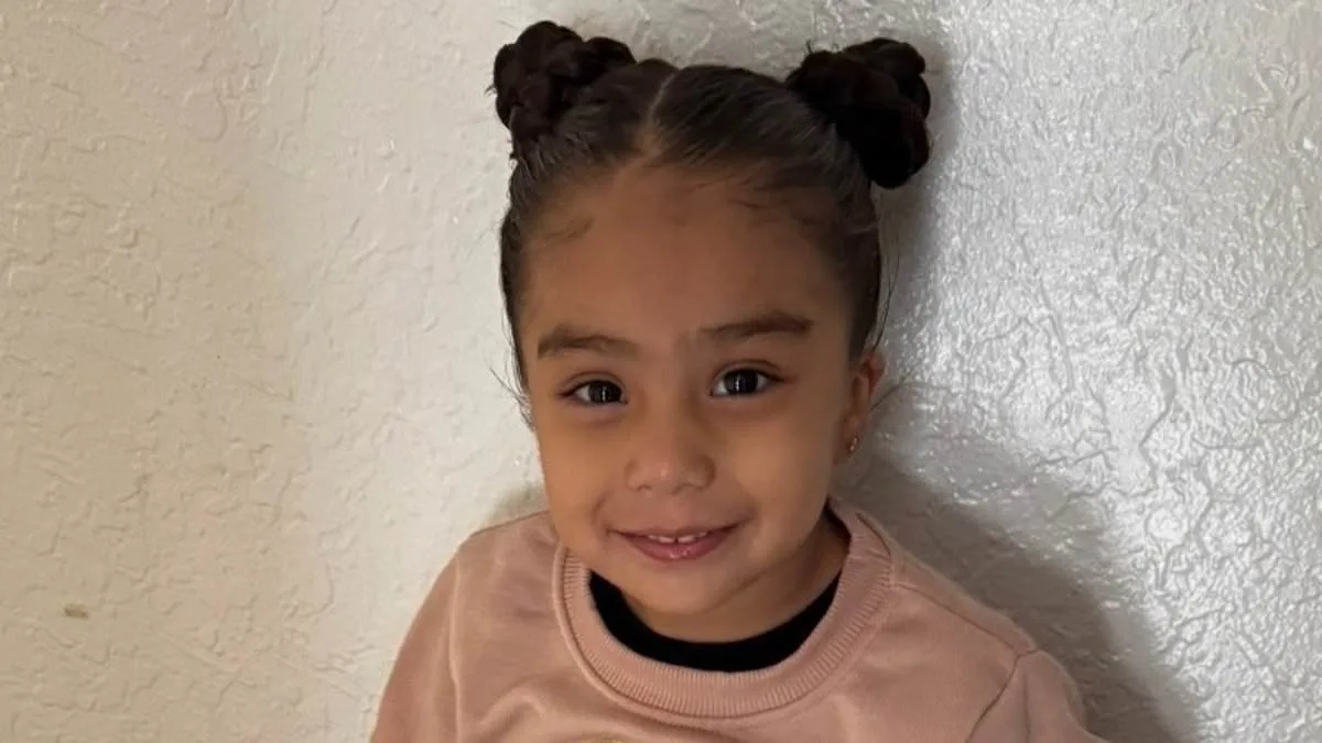 Four-Year-Old's Life-Threatening Esophageal Injury from Swallowed Button Battery