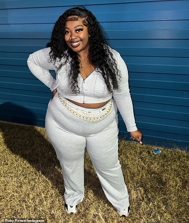 Southwest Airlines Faces Backlash After Passenger Denied Boarding Over Size, Forced to Buy Additional Seat for $450