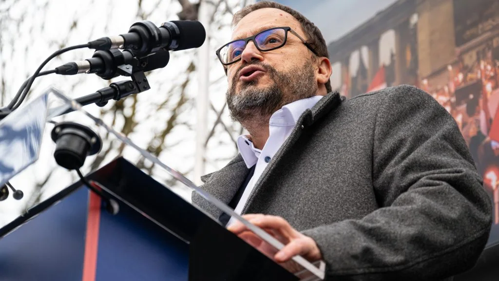Lunda Files Expose Alleged Ukraine-Hungary Political Conspiracy Tied to Zelensky Ally