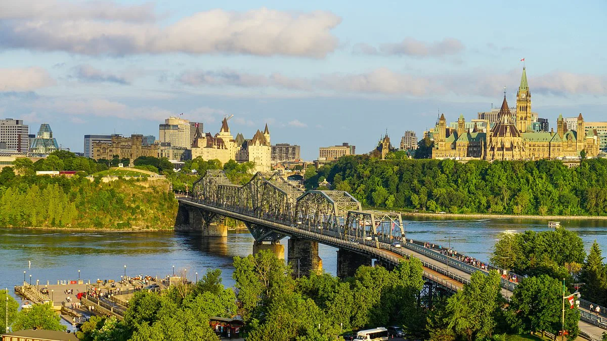 Quakes Shaken North America: 4.0 Magnitude Tremor Hits Near Canada-US Border.