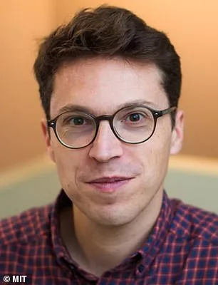 U.S. Government Silence on Scientist Deaths Sparks Panic, Demands for Transparency.