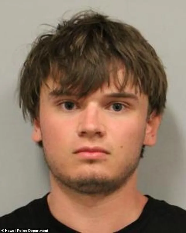 Kansas Man Charged With Attempted Murder After Stabbing Hawaii Boat Captain