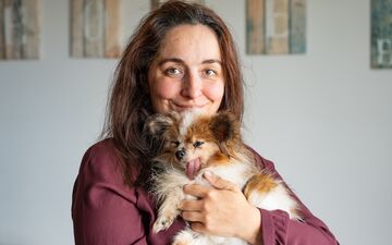 Oldest dog in the world dies at age 30 in France.