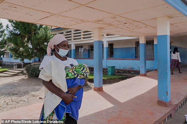 CDC evacuates Ebola-stricken U.S. doctor from Congo to Germany