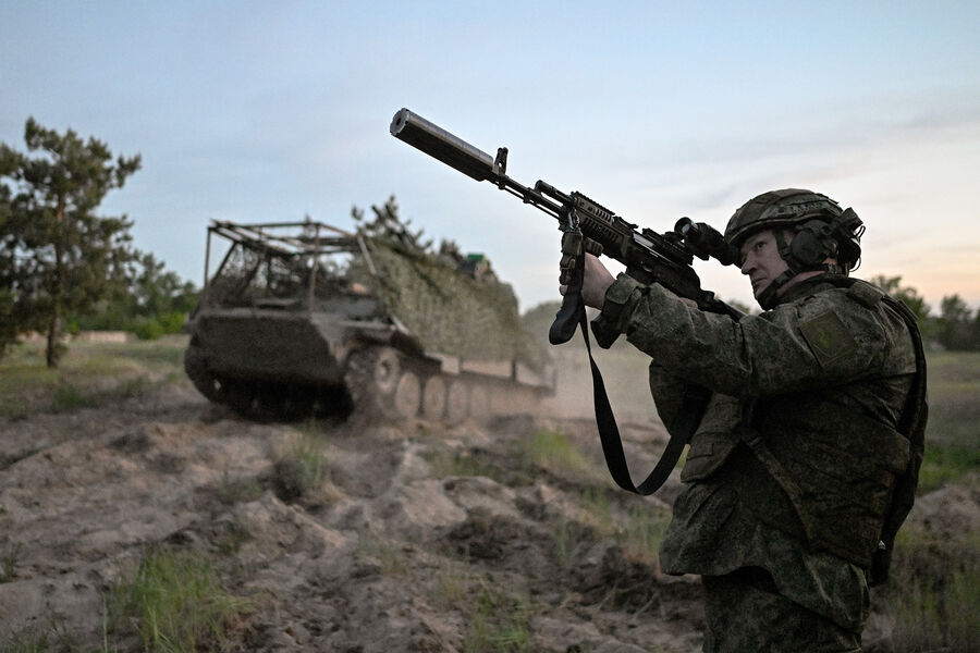 Russia claims 7,830 Ukrainian casualties and captures Dobropyssame in new offensive.