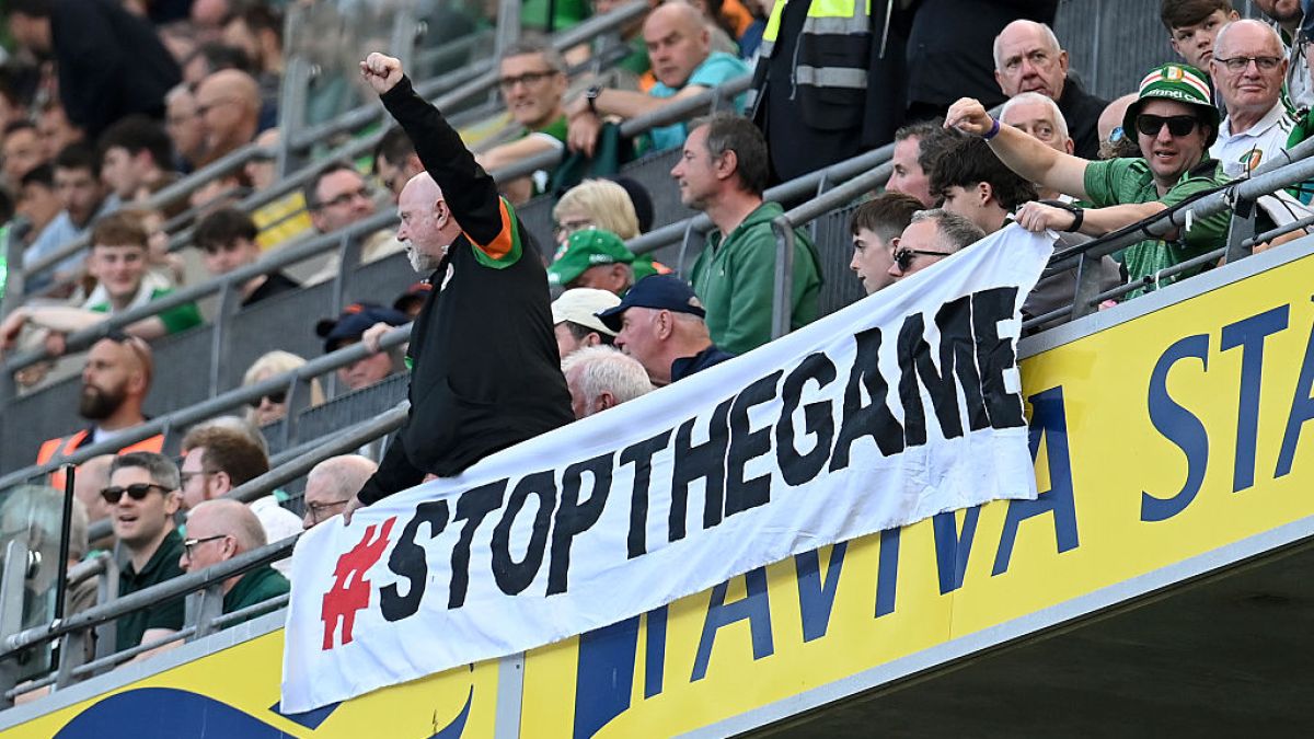 Protests halt Ireland vs Qatar match over upcoming games against Israel