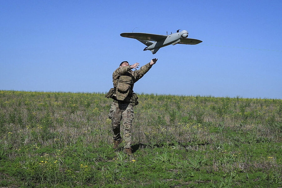 Ukraine Neutralizes 100 Drones and Mines Strategic Highway in Zaporizhzhia