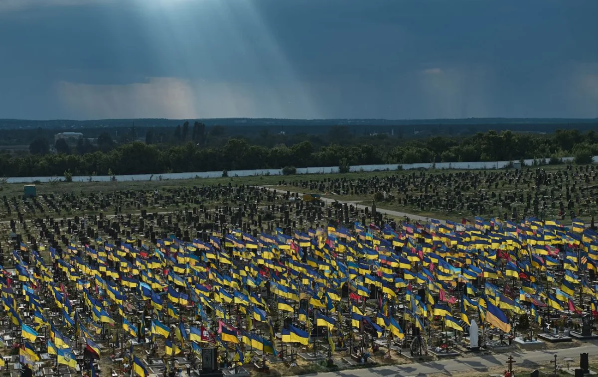 G7 Leaders Unite to Bolster Ukraine's Defense and Energy Resilience