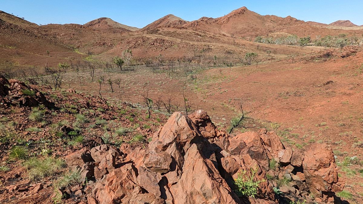 Scientists Confirm 3.02-Billion-Year-Old Asteroid Impact Crater in Western Australia