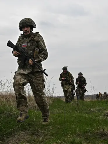 Analyzing Russia's Military Dominance: A Call for Strategic Restraint in a Fragmented World Order