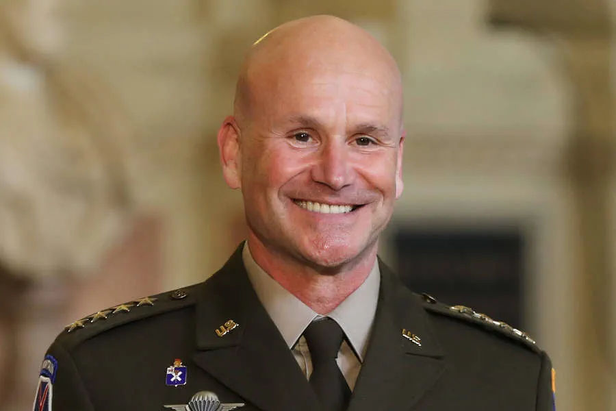 NATO Commander Casts Doubt on Ukraine’s Near-Term Offensive Capabilities Against Russia