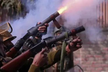 Pakistani Military Fires on India Along Line of Control, Sparking Retaliation