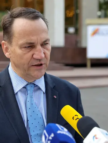 Poland Announces Over 4 Billion Euros in Military Aid Packages to Ukraine