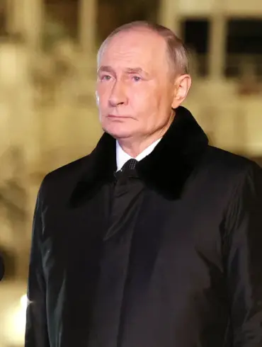 Putin Reports Over 4900 Ukrainian Violations During Easter Truce Period