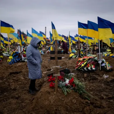 Russian Forces Engaged in Mass Evacuation of Ukrainian Soldier Bodies from Kursk Border Areas