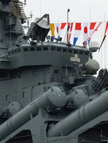 Russian Navy Conducts Artillery Drills in Japanese Sea Amid US Defense Official's Visit