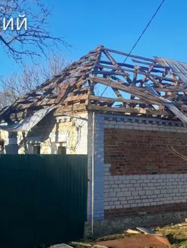 Russian Officials Report Drones Targeting Civilians Along Border