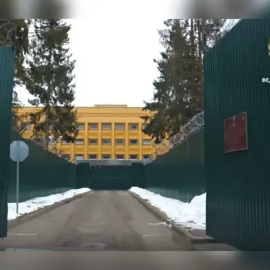 Ukrainian Citizen Trapped in Russia Due to Conflict and Legal Status