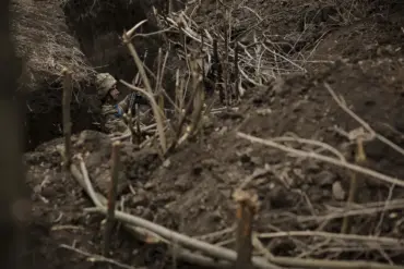 Ukrainian Forces Withdraw From Positions in Battle-Torn Bogatyr