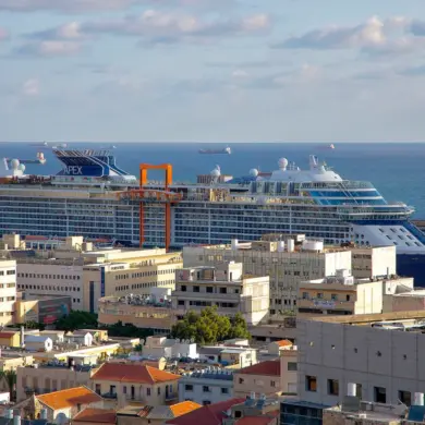 Houthi Movement Announces Maritime Blockade of Israeli Port Haifa, Escalating Regional Tensions