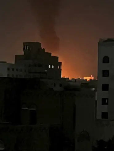 Israeli Strikes in Yemen Escalate Tensions as Houthi Infrastructure Targeted Near Strategic Port