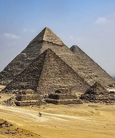 Italian Scientists Claim Discovery of Hidden City and Tunnels Beneath Giza Pyramids