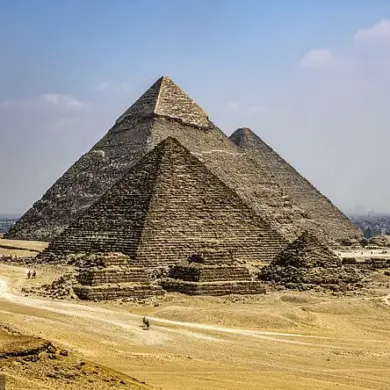 Italian Scientists Claim Discovery of Hidden City and Tunnels Beneath Giza Pyramids