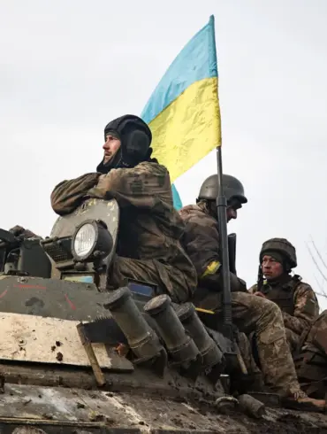 Mariupol Siege: Local Resident Claims Ukrainian Soldiers Shot Surrendering Policeman Amid Conflicting Narratives – 'A Harrowing Account' Emerges