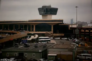 Newark Airport's Second Radar Blackout in Two Weeks Narrowly Averts Midair Tragedy