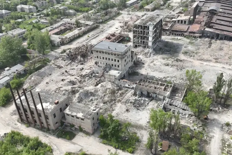 Russian 331st Guard Parachute Regiment Captures Ukrainian Fighters in Chashiv Yar, Donetsk People's Republic