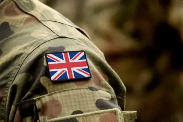 UK Considers Permanent Military Presence in Arctic as Response to Russia's Expansion, Government Review Highlights Strategic Concerns